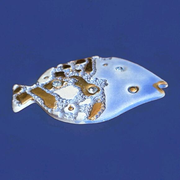 Vtg Hand Crafted Clay Polymer Fish Pin Brooch Blue Metallic Gold Tropics Coastal - Picture 5 of 6